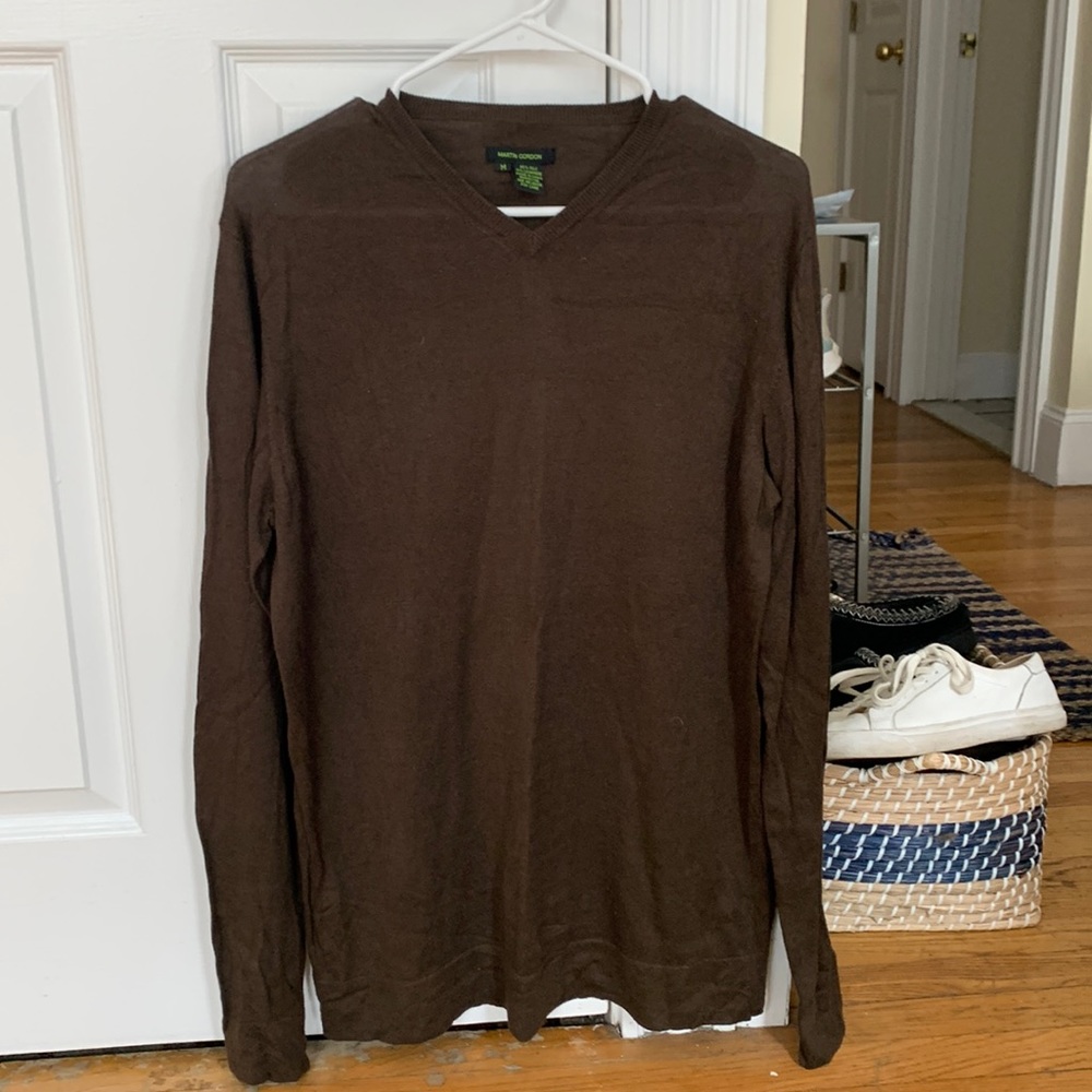 Brown v neck sweater